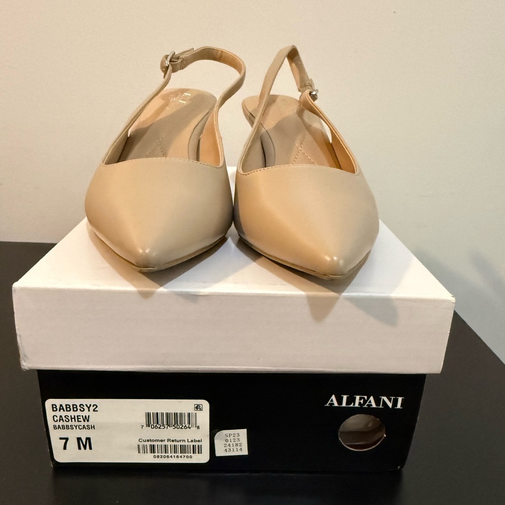 Alfani Women's Slingback Heels. Babbysy2 Cashew. Size 7